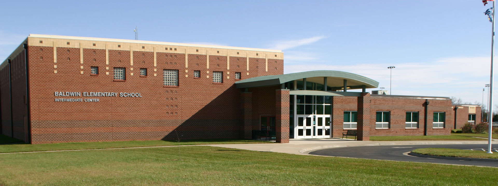 Photo of the Baldwin Elementary School Intermediate Center building exterior